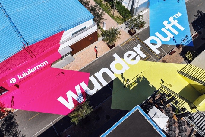 lululemonƷ�ƴ�ʹ�������"wunder puff ��̬�糡" ��������糡��ͬڹ�Ͷ��ն�ʷ��